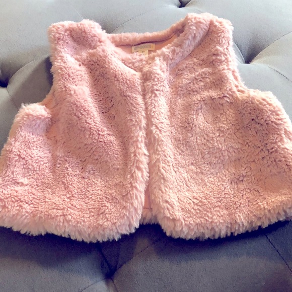 Light Pink Cropped Faux Fur Vest Sz 3T - Picture 1 of 3